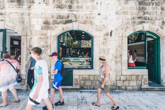 "Tutto Bene" Fast Food